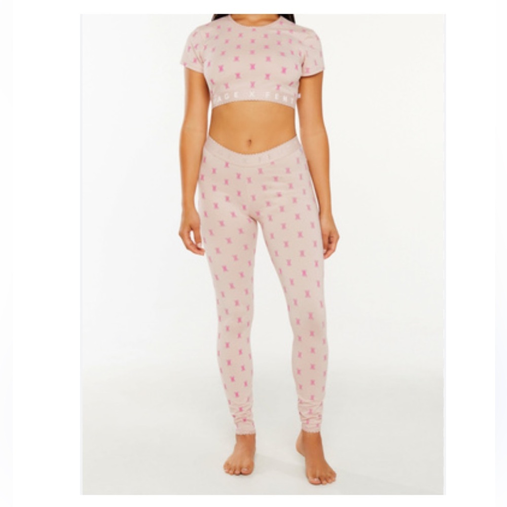 NWT Savage X Fenty Monogram Missy Pajama Set Leggings and Crop Top Sz M